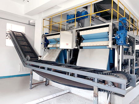 文字幕人妻熟女人妻環保-高壓帶(dài)式脫水機.jpg 文字幕人妻熟女人妻環保-高壓帶式(shì)脫水機.jpg