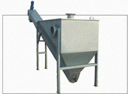 介紹一下(xià),【砂水分離器】的構(gòu)造和工作過程